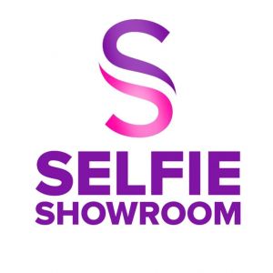 Selfie Showroom, The