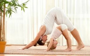 05/11: Earth Salt Stone Mother's Day Parents and Me Yoga